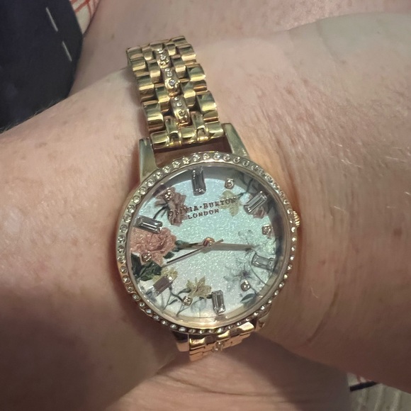 OLIVIA BURTON Other - BEAUTIFUL gently used floral gold Olivia Burton watch! Retailed approx $230.00.